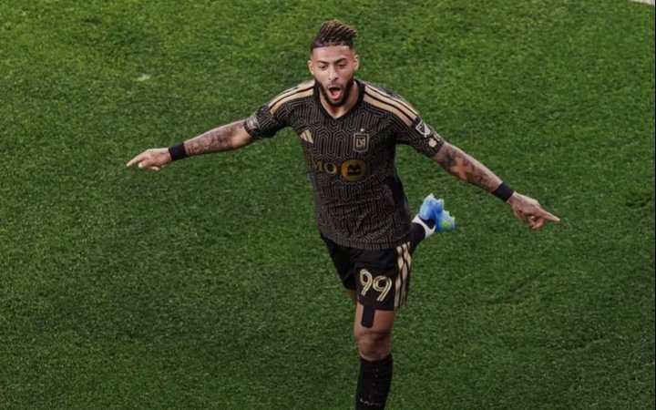 MLS&nbsp;: Denis Bouanga foudroie Orlando City avec un triplé historique en 8 minutes