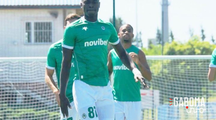 Chypre : Curtis Junior Makosso Moungadji signe son premier contrat professionnel à l’Omonia Nicosie