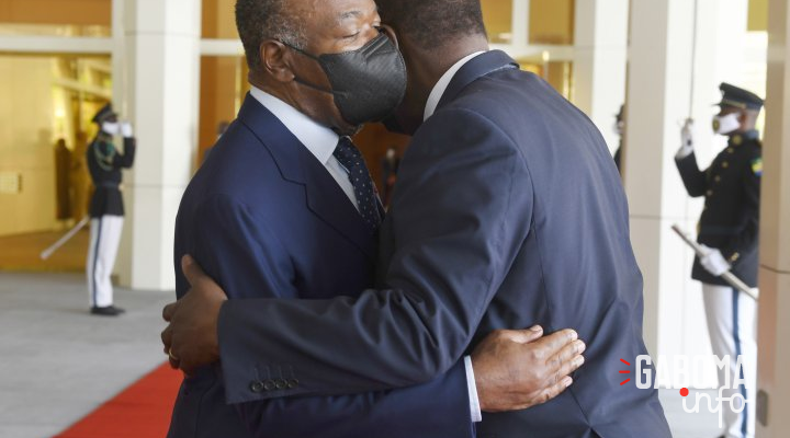 Ali Bongo échange en tête-à-tête avec le président ivoirien Alassane Ouattara