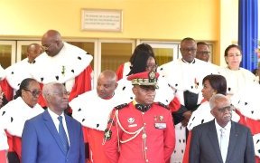 Brice Clotaire Oligui Nguema prend part à l’audience de rentrée judiciaire