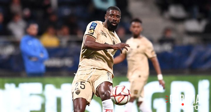 Officiel : Bruno Ecuele Manga prolonge au Paris 13 Atletico jusqu’en 2026