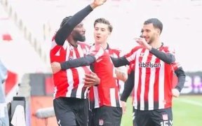 Turquie&nbsp;: Aaron Appindangoyé sauve Sivasspor d’une déroute face à Iğdır