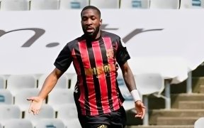 Süper Lig&nbsp;: soirée noire pour Shavy Babicka, sorti sur blessure face à Eyüpspor