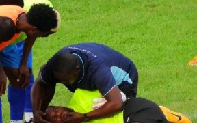 Coupe de la CAF&nbsp;: grosse frayeur pour le gardien gabonais Loïc Owono Ella