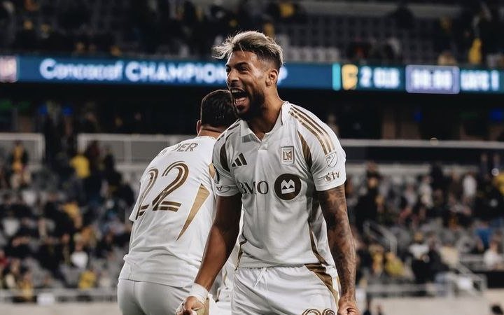 MLS : Denis Bouanga signe un triplé et offre la victoire à Los Angeles FC