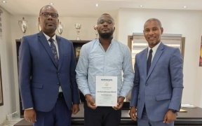 Coaching&nbsp;: Louis Djasmy Mavoungou Nfoumbi, premier Gabonais titulaire de la licence A de l’IHF, honoré par la tutelle