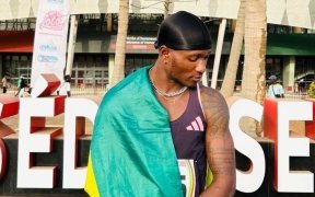 Meeting de Dakar&nbsp;: Franck Hoye Yenda Moukoula s’arrache l’argent