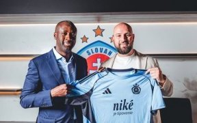 Slovan Bratislava&nbsp;: Yaya Touré lance sa carrière de numéro un en Slovaquie