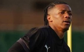 Malte&nbsp;: Anse Ngoubi Demba prolonge au Mosta FC