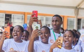 Hello Ado, l’application de l’ONU qui accompagne les adolescents au Gabon